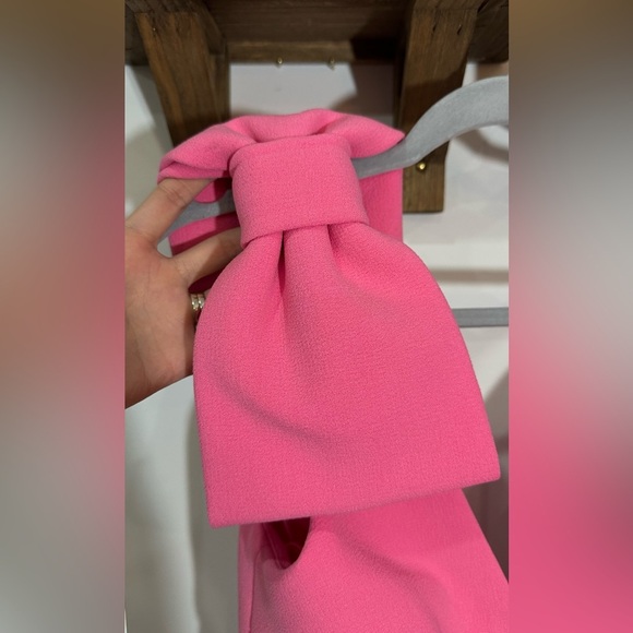 NWT Rebecca Vallance Love One Bow Shoulder Dress Pink 4 - Picture 9 of 16